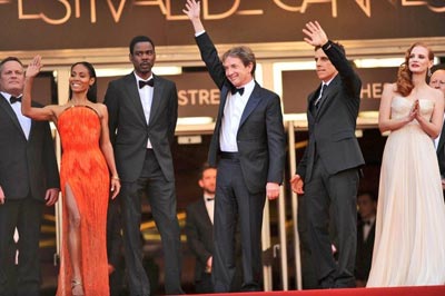 Jessica_Chastain_Madagascar_3_premieres_Cannes_6kh2ycoq0T9l.jpg